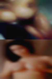 Pussy in women web cam.