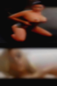 Showing naked black pussy body.